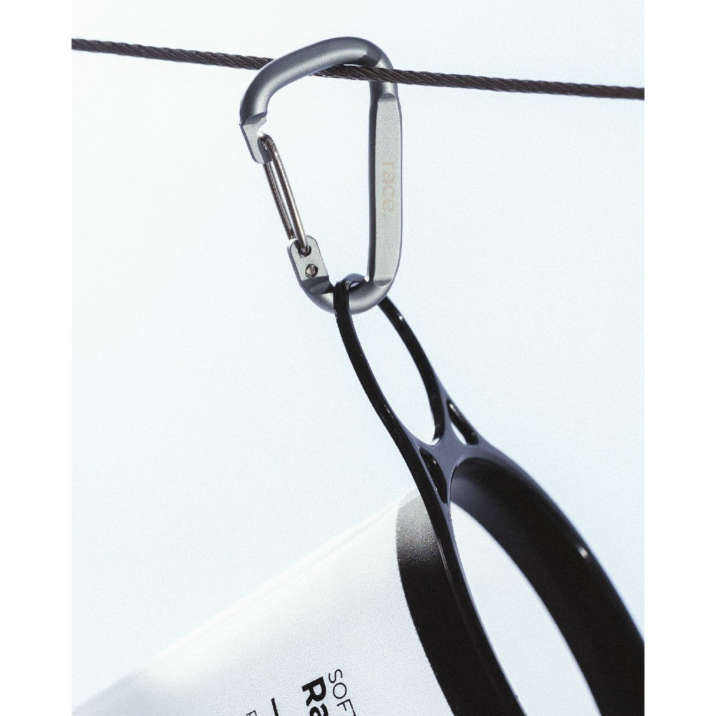 RACE | FLEX CUP WITH CARABINER CLIP